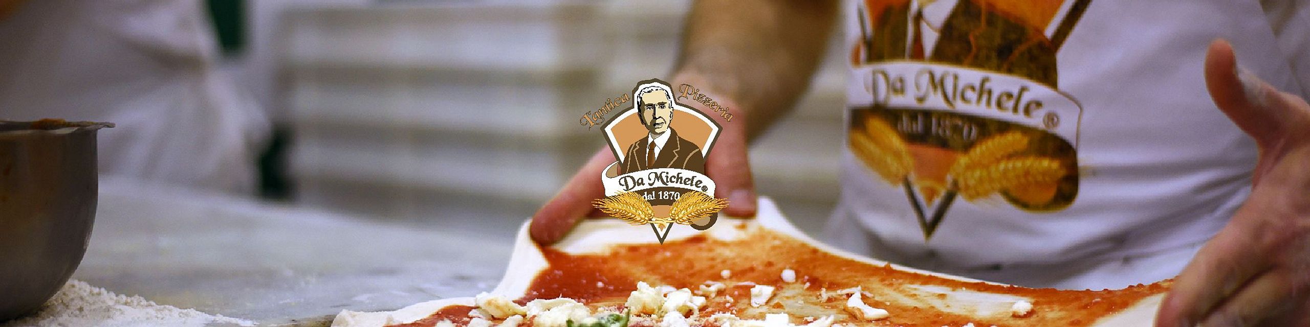 [Translate to English:] L’Antica Pizzeria Da Michele porta l’autentica tradizione napoletana della pizza al Villaggio.