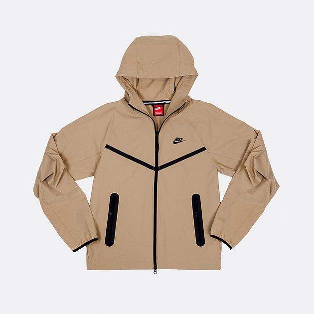 giacca nike per happy friday a palmanova designer village